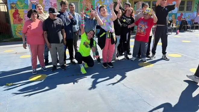 Zumba inclusiva con el programa de personas con discapacidad intelectual